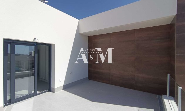 New Build - detached - Daya Nueva