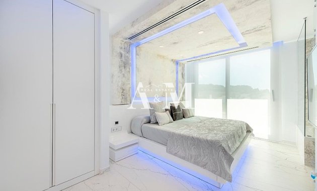 Obra nueva - Villa - Calpe