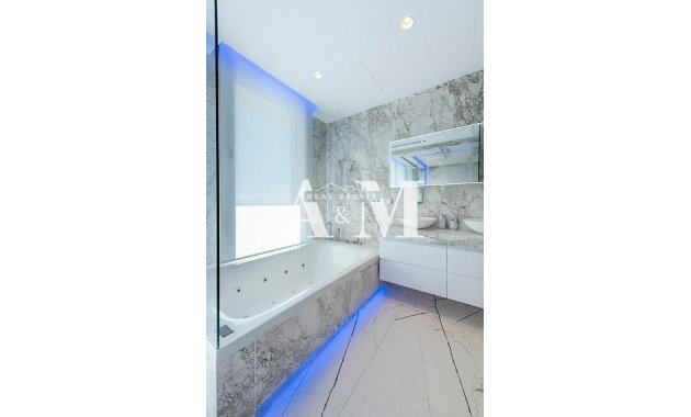 Obra nueva - Villa - Calpe