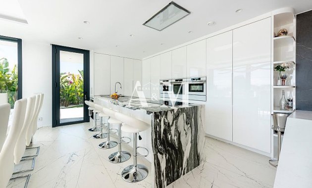 Obra nueva - Villa - Calpe