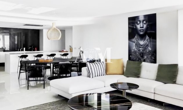 Nouvelle construction - Attique - Relleu