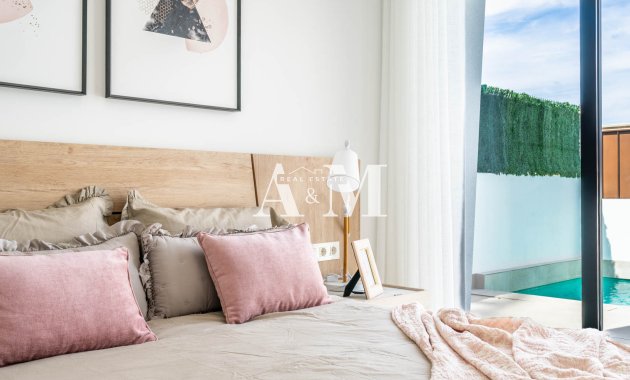 Новое здание - detached - Roldán