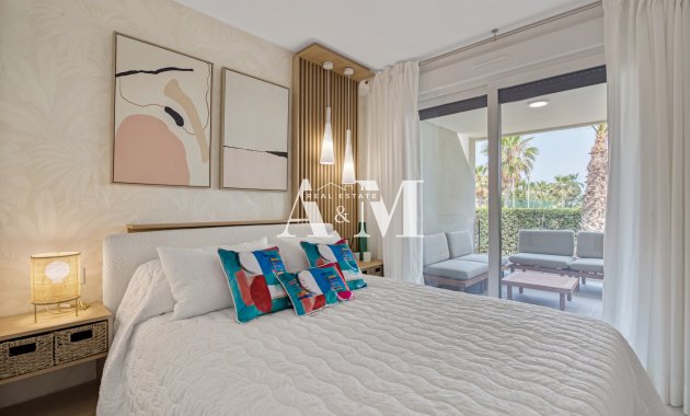 New Build - apartment - Punta Prima