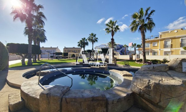 Alquiler a largo plazo - Adosado - Orihuela Costa - Lomas de Campoamor
