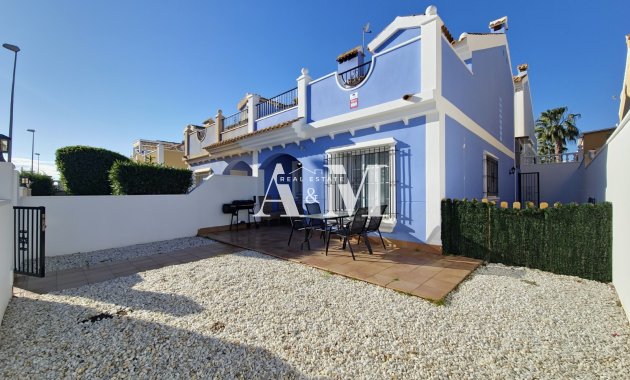 Alquiler a largo plazo - Adosado - Orihuela Costa - Lomas de Campoamor