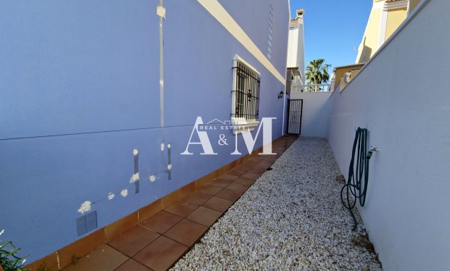 Alquiler a largo plazo - Adosado - Orihuela Costa - Lomas de Campoamor