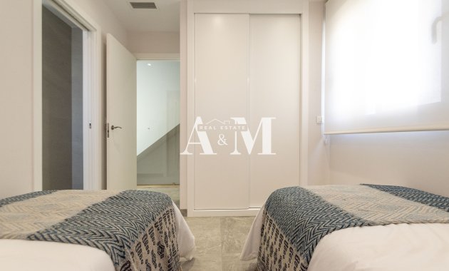 Новое здание - detached - Pilar de la Horadada