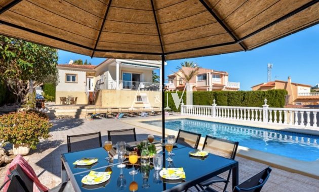 Alquiler a largo plazo - Villa - Calpe - Pueblo