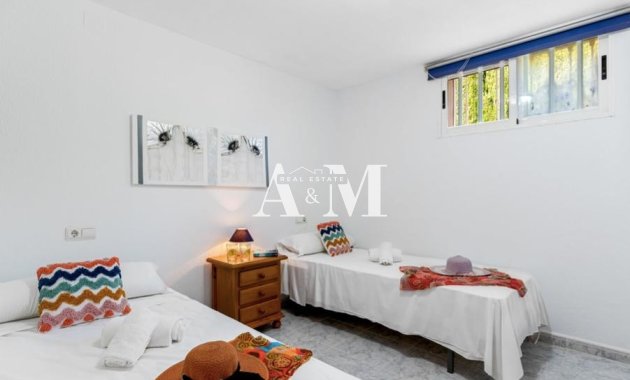 Alquiler a largo plazo - Villa - Calpe - Pueblo