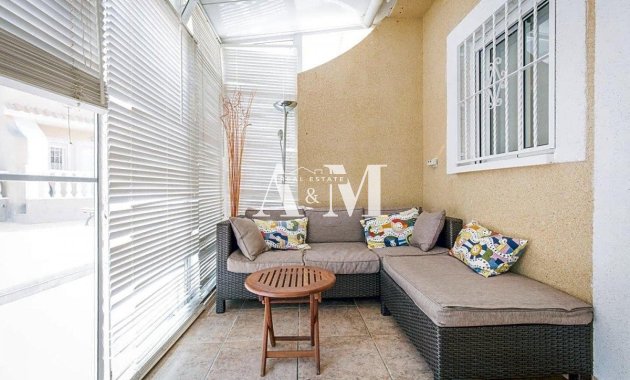 Location à long terme - Maison de ville - Guardamar del Segura - Urbanizaciones