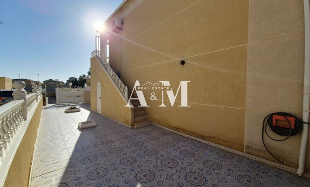 Location à long terme - Bungalow - Torrevieja - La Siesta - El Salado -  Torreta