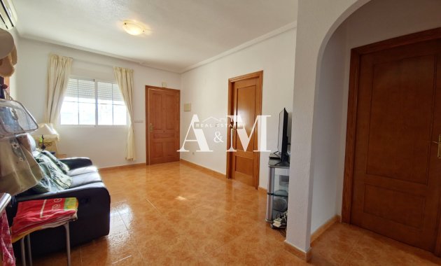 Location à long terme - Bungalow - Torrevieja - La Siesta - El Salado -  Torreta