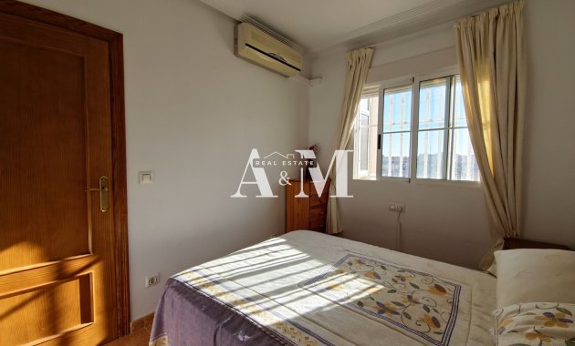 Location à long terme - Bungalow - Torrevieja - La Siesta - El Salado -  Torreta