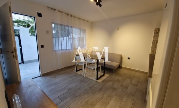 Long Term Rental - Townhouse - Torrevieja - Nueva Torrevieja - Aguas Nuevas