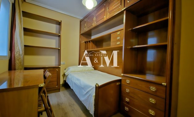 Long Term Rental - Apartment / flat - Torrevieja - Centro