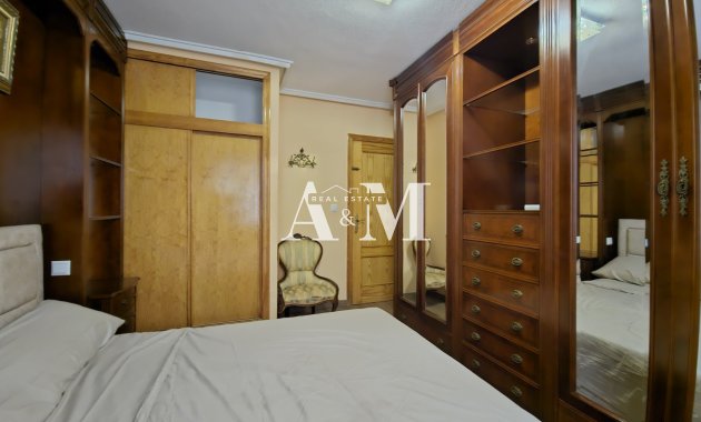 Long Term Rental - Apartment / flat - Torrevieja - Centro