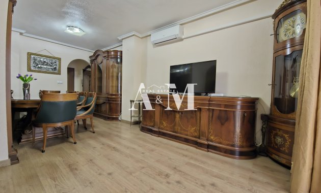 Long Term Rental - Apartment / flat - Torrevieja - Centro