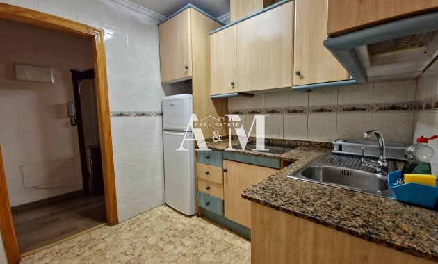 Long Term Rental - Apartment / flat - Torrevieja - Centro