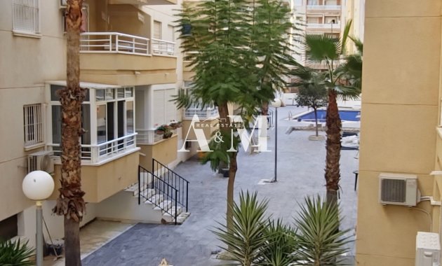 Long Term Rental - Apartment / flat - Torrevieja - Centro