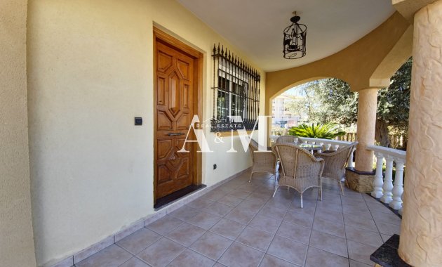 Alquiler a largo plazo - Chalet - Orihuela Costa - Playa Flamenca