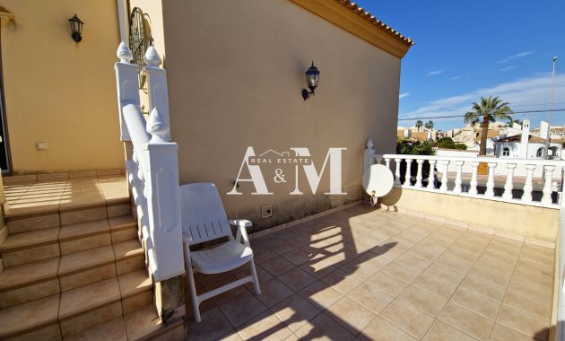 Alquiler a largo plazo - Chalet - Orihuela Costa - Playa Flamenca