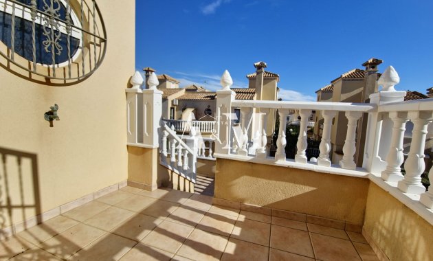 Alquiler a largo plazo - Chalet - Orihuela Costa - Playa Flamenca