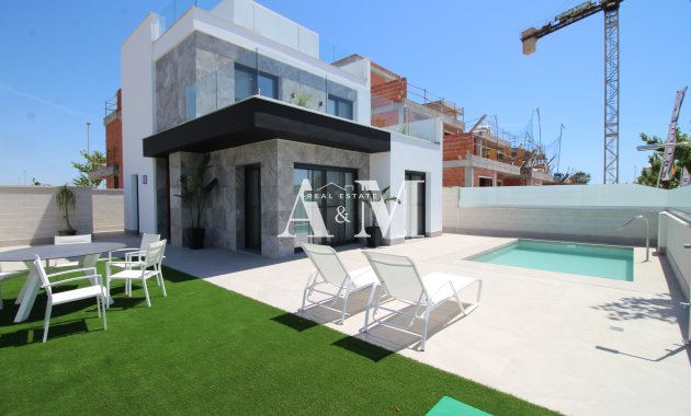 Obra nueva - detached - Pilar de la Horadada