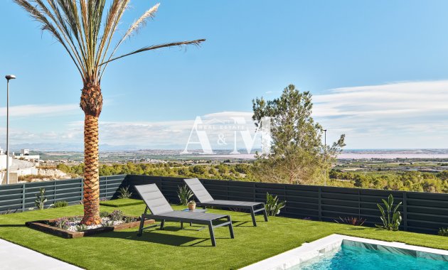 Новое здание - Rород - San Miguel de Salinas