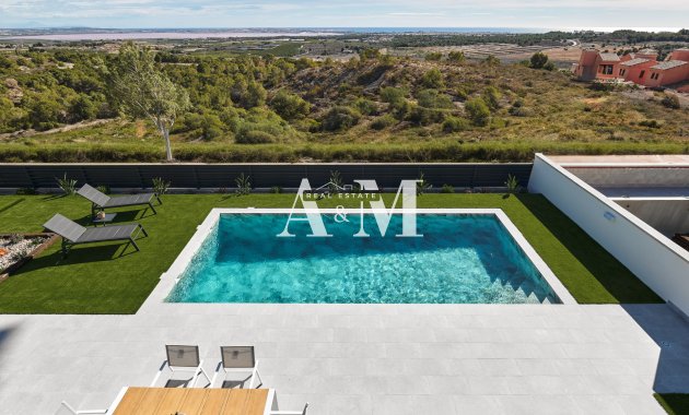 Новое здание - Rород - San Miguel de Salinas