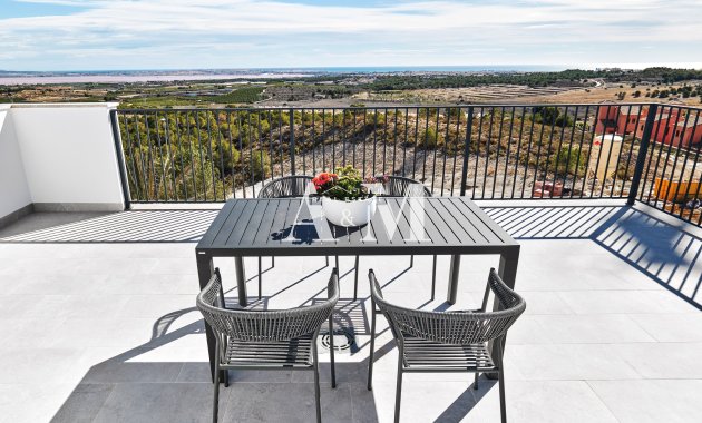 Новое здание - Rород - San Miguel de Salinas