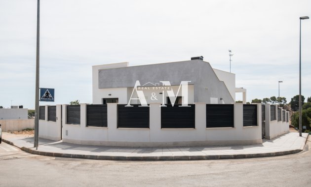 Nouvelle construction - detached - Pinar de Campoverde