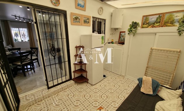 Alquiler a largo plazo - Adosado - Orihuela Costa - Lomas de Cabo Roig