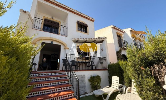 Долгосрочная аренда - Таунхаус - Torrevieja - Nueva Torrevieja - Aguas Nuevas