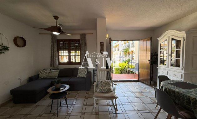 Долгосрочная аренда - Таунхаус - Torrevieja - Nueva Torrevieja - Aguas Nuevas