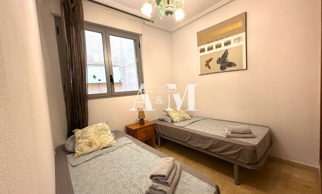 Long Term Rental - Apartment / flat - Torrevieja - Centro