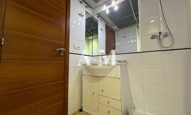 Long Term Rental - Apartment / flat - Torrevieja - Centro