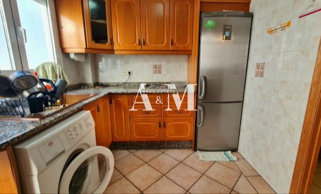 Alquiler a largo plazo - Apartamento / piso - Torrevieja - Playa de los Locos
