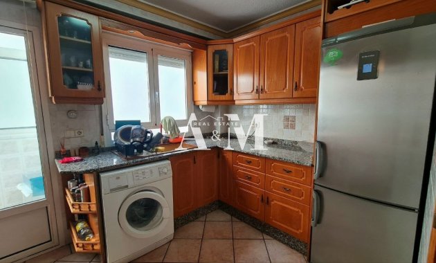 Alquiler a largo plazo - Apartamento / piso - Torrevieja - Playa de los Locos