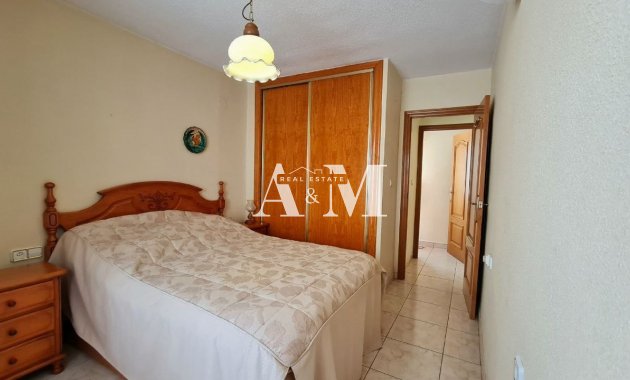 Alquiler a largo plazo - Apartamento / piso - Torrevieja - Playa de los Locos