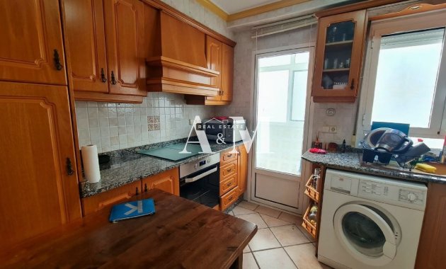 Alquiler a largo plazo - Apartamento / piso - Torrevieja - Playa de los Locos