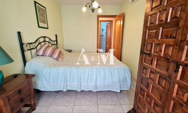 Alquiler a largo plazo - Apartamento / piso - Torrevieja - Playa de los Locos