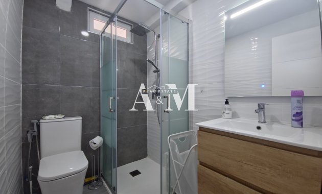 Long Term Rental - Apartment / flat - Torrevieja - Centro