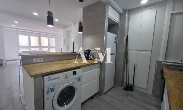 Long Term Rental - Apartment / flat - Torrevieja - Centro