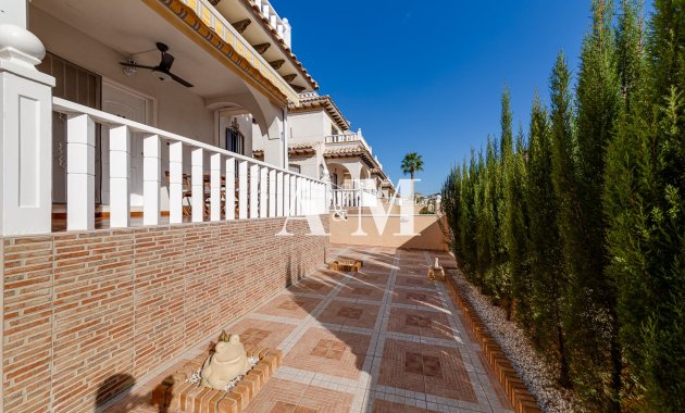 Alquiler a largo plazo - Adosado - Orihuela Costa - Lomas de Cabo Roig