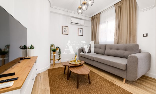 Alquiler a largo plazo - Adosado - Orihuela Costa - Lomas de Cabo Roig