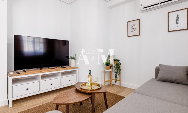 Alquiler a largo plazo - Adosado - Orihuela Costa - Lomas de Cabo Roig