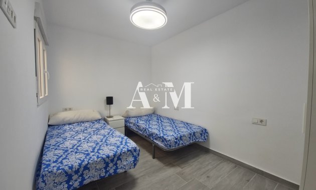 Long Term Rental - Apartment / flat - Torrevieja - Centro