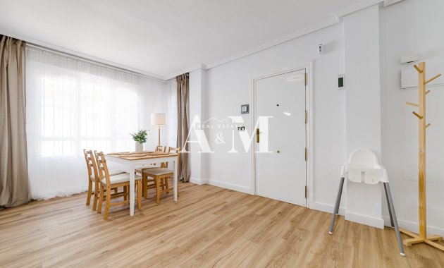 Alquiler a largo plazo - Adosado - Orihuela Costa - Lomas de Cabo Roig