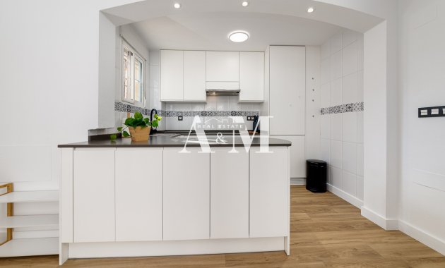 Alquiler a largo plazo - Adosado - Orihuela Costa - Lomas de Cabo Roig