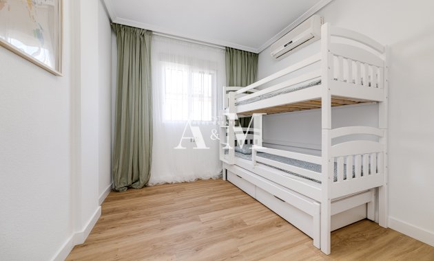 Alquiler a largo plazo - Adosado - Orihuela Costa - Lomas de Cabo Roig